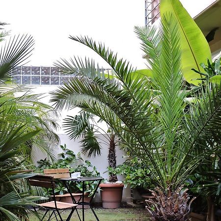 Apartamento Luxurious Loft With Garden Atenas Exterior foto