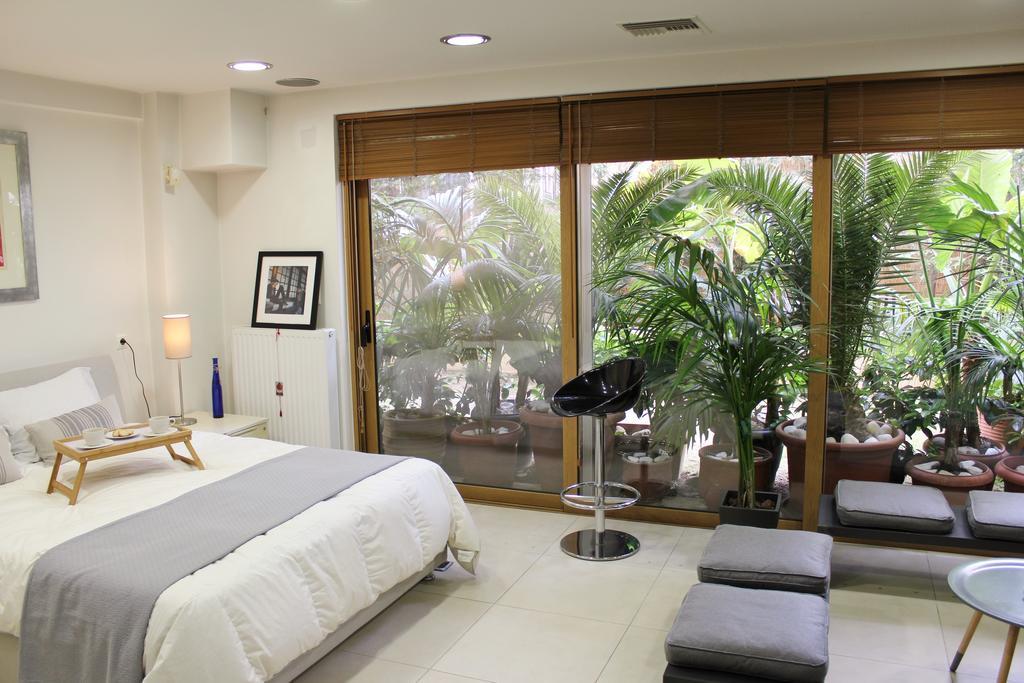 Apartamento Luxurious Loft With Garden Atenas Exterior foto