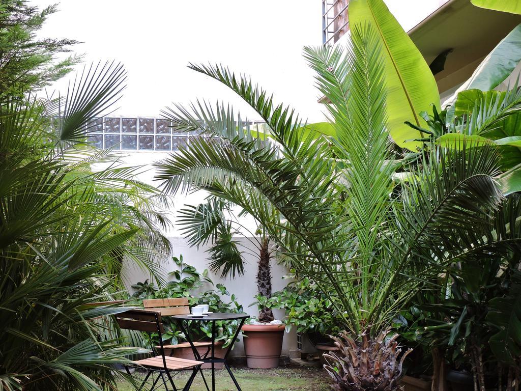 Apartamento Luxurious Loft With Garden Atenas Exterior foto