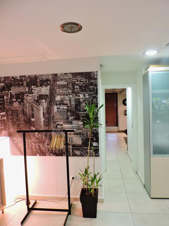 Apartamento Luxurious Loft With Garden Atenas Exterior foto