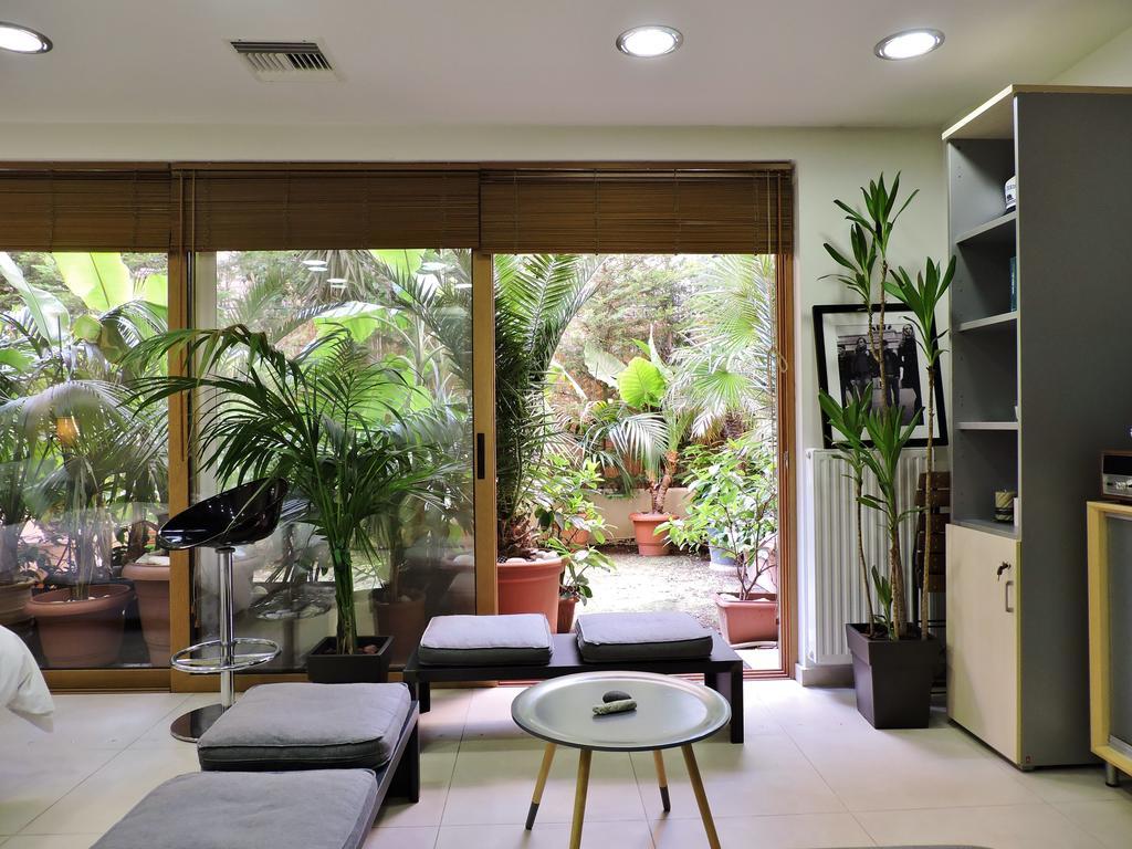 Apartamento Luxurious Loft With Garden Atenas Exterior foto