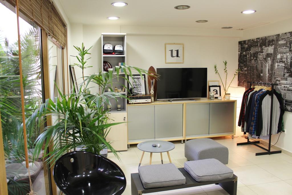 Apartamento Luxurious Loft With Garden Atenas Exterior foto