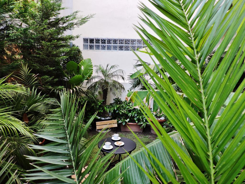 Apartamento Luxurious Loft With Garden Atenas Exterior foto
