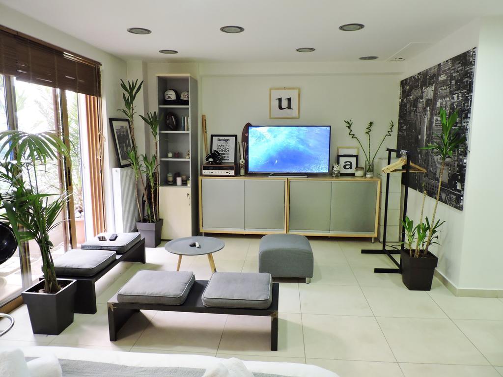 Apartamento Luxurious Loft With Garden Atenas Exterior foto